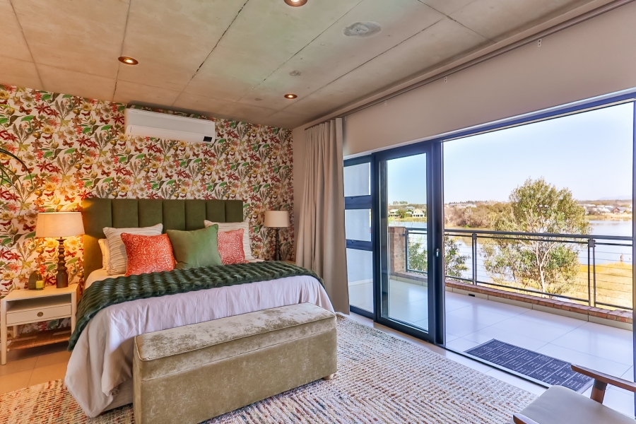 4 Bedroom Property for Sale in The Coves North West